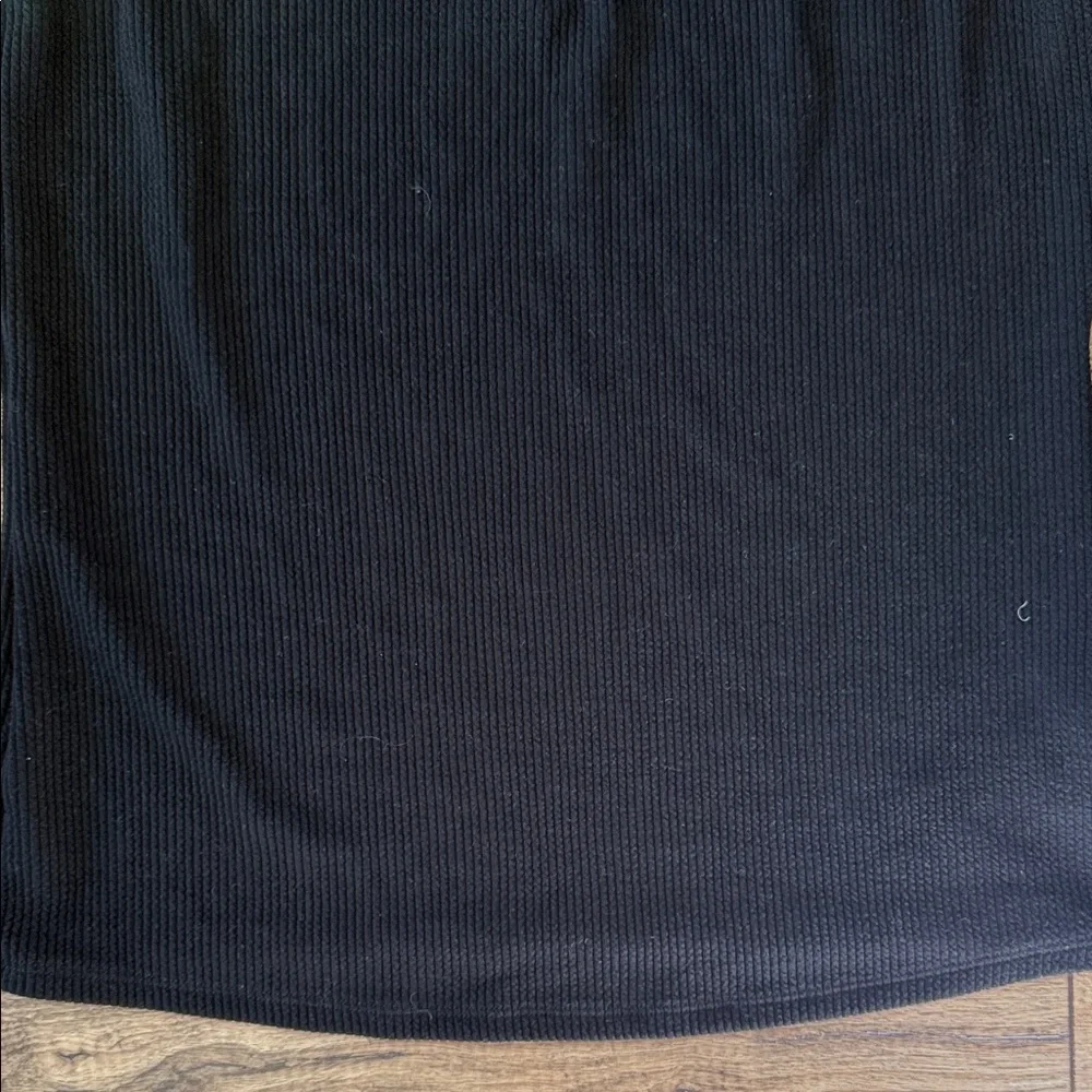 H&M Black Scallop Neck Tank Top - Picture 7 of 7